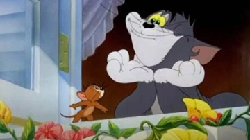 Tom ve Jerry'deki kadının yüzü gözüktü