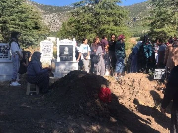 Vefat eden hukuk öğrencisi Bucak'ta defnedildi